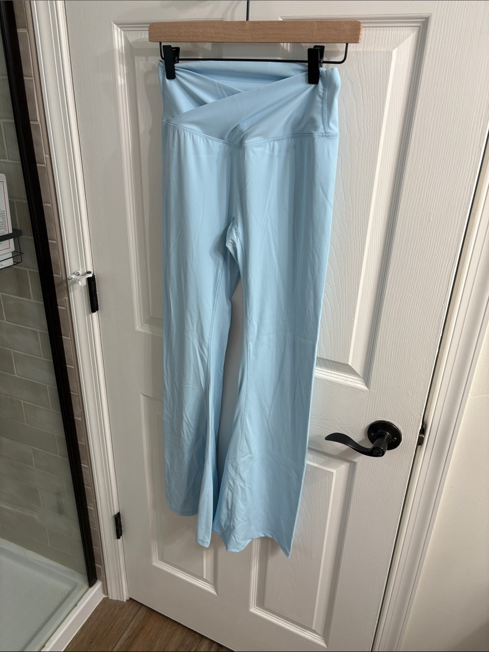 Woman’s Light Blue Flare Leggings